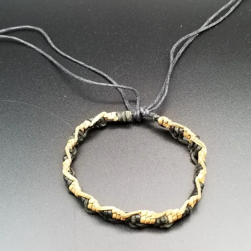 Witchy nights braided bracelet. B336